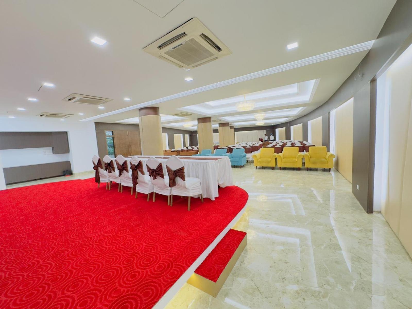 Hotel Kollol By J&Z Group Koks Badźar Zewnętrze zdjęcie